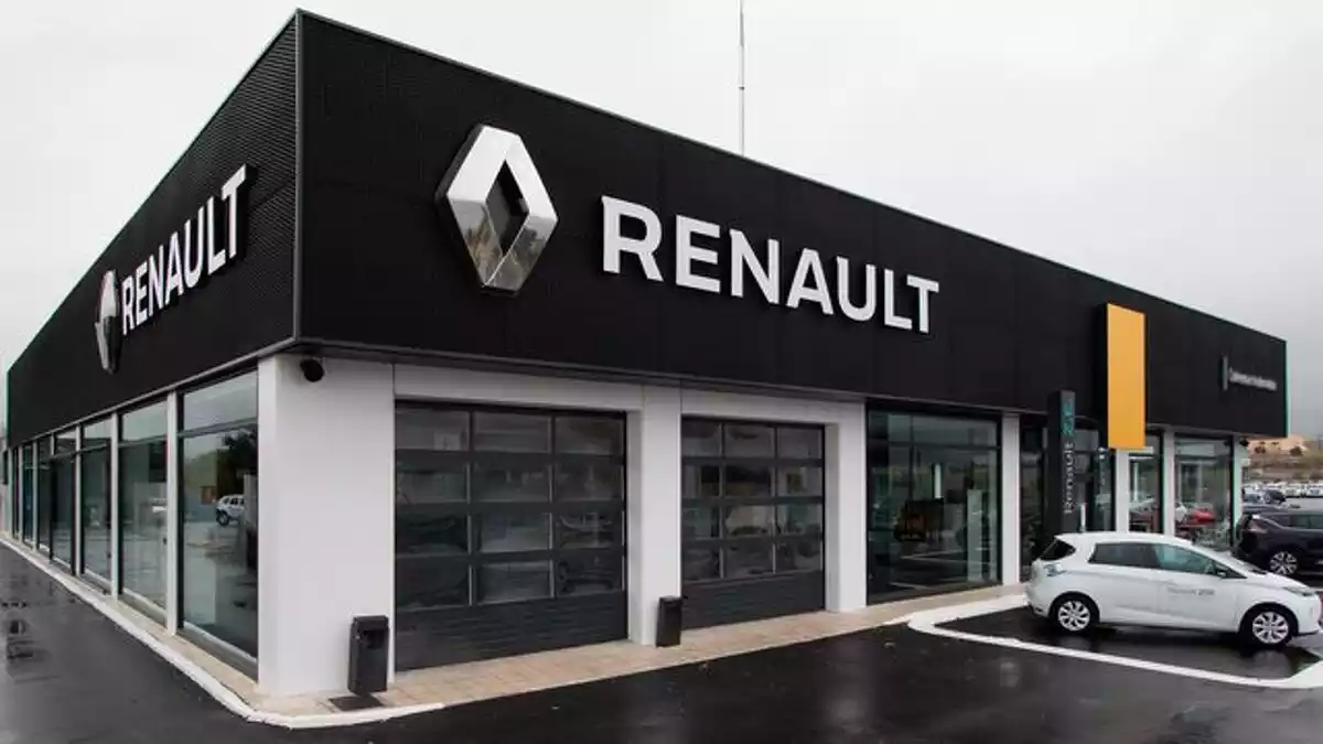 Exterior d'un concessionari de Renault