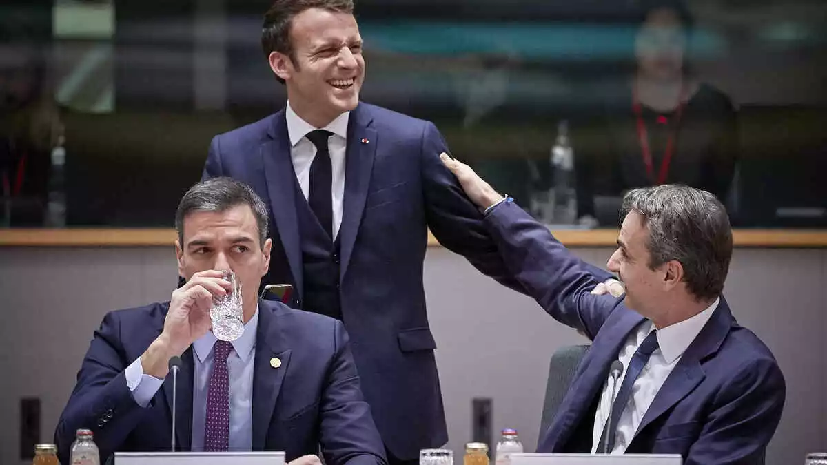 Pedro Sánchez y Emmanuel Macron, durante una cumbre de la UE