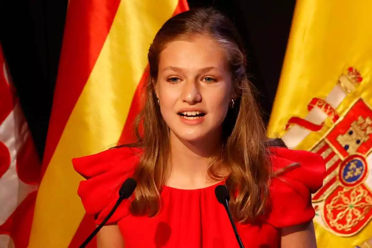 La princesa Leonor hablando en los premios Princesa de Girona