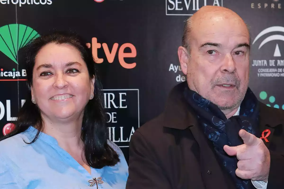 Priemer plano de Antonio Resines y su mujer, Ana Pérez