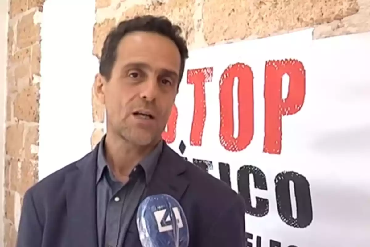 El médico negacionista Ángel Ruiz-Valdepeñas en una entrevista para FIBWI4 Diario