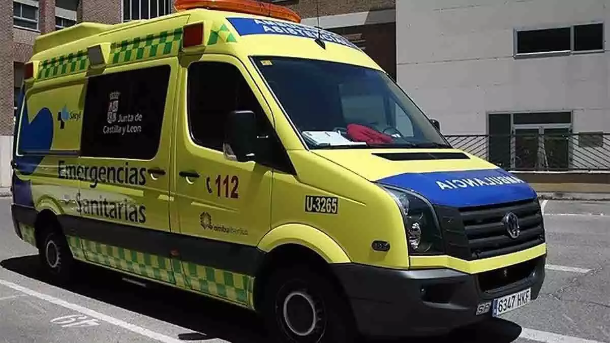 Ambulancia del Sacyl de Castilla y León.