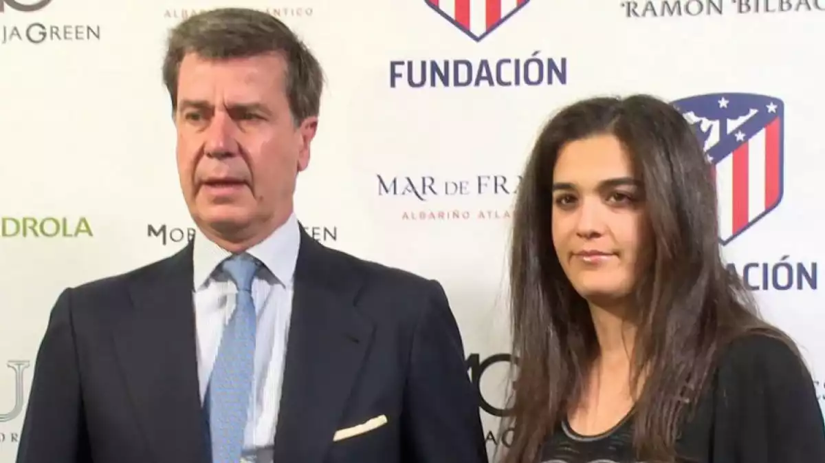Cayetano Martínez de Irujo y Bárbara Mirjan en la presentación de un proyecto de la fundación 'Querer' en Madrid, el 4 de junio de 2018