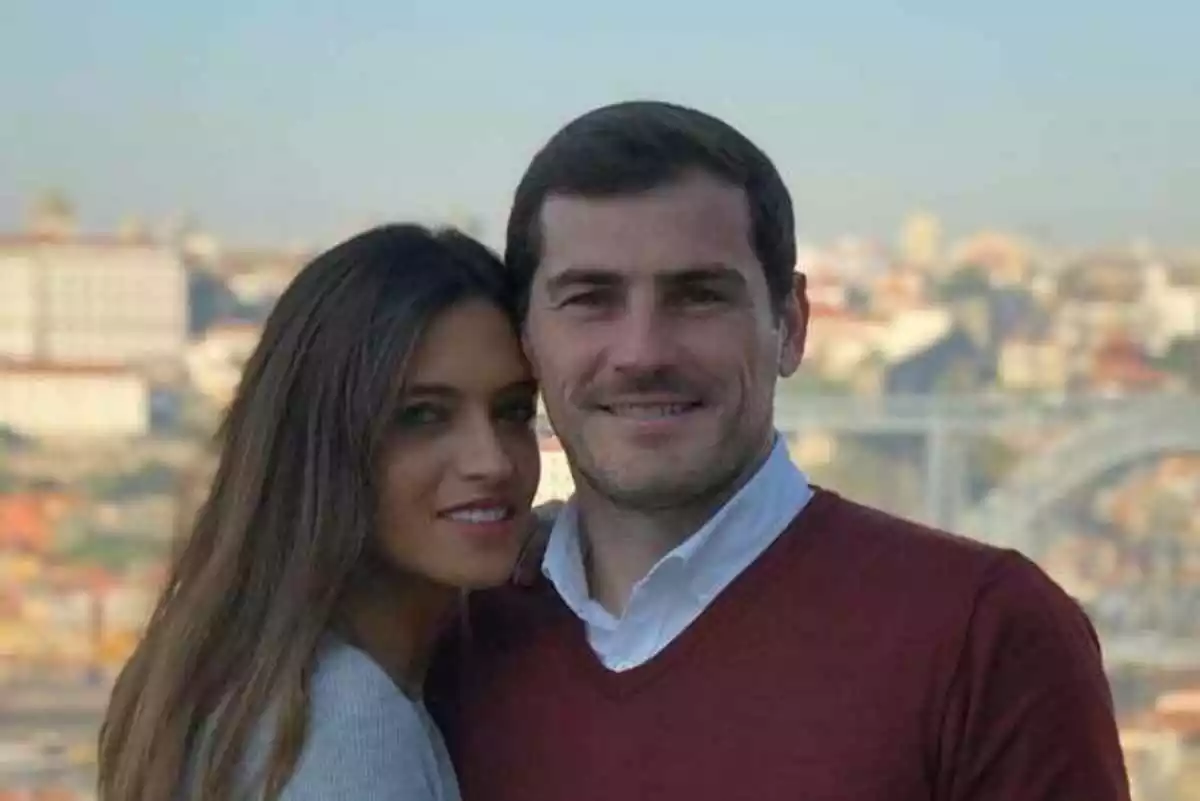 Iker Casillas junto a Sara Carbonero en Portugal