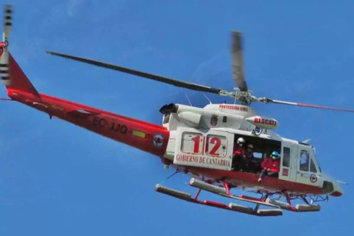 Helicóptero del 112 del Gobierno de Cantabria