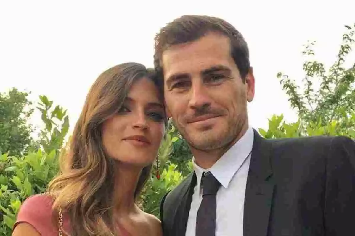 Alt Iker Casillas y Sara Carbonero vuelven a Madrid