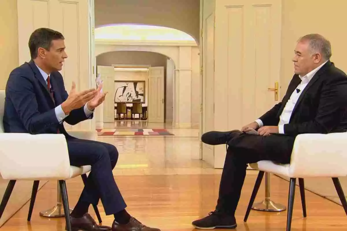 Pedro Sánchez, presidente del Gobierno, y Antonio García Ferreras, en una entrevista en Moncloa en julio de 2020
