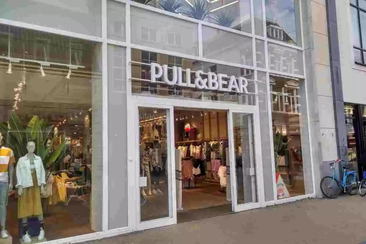 Exterior de Pull&Bear