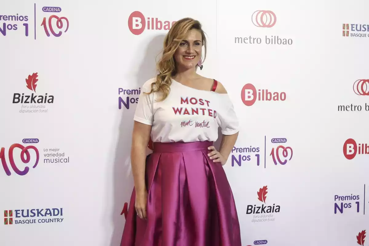 Carlota Corredera en un photocall de la cadena 100 en Bilbao