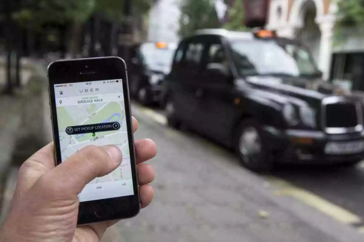 Uber no suspendió su subida de tarifas durante los atentados de Londres