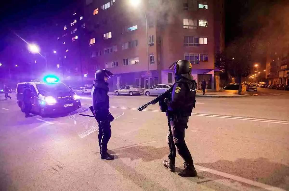 Dos policías nacionales en Burgos por los disturbios contra el toque de queda del 30 de octubre del 2020