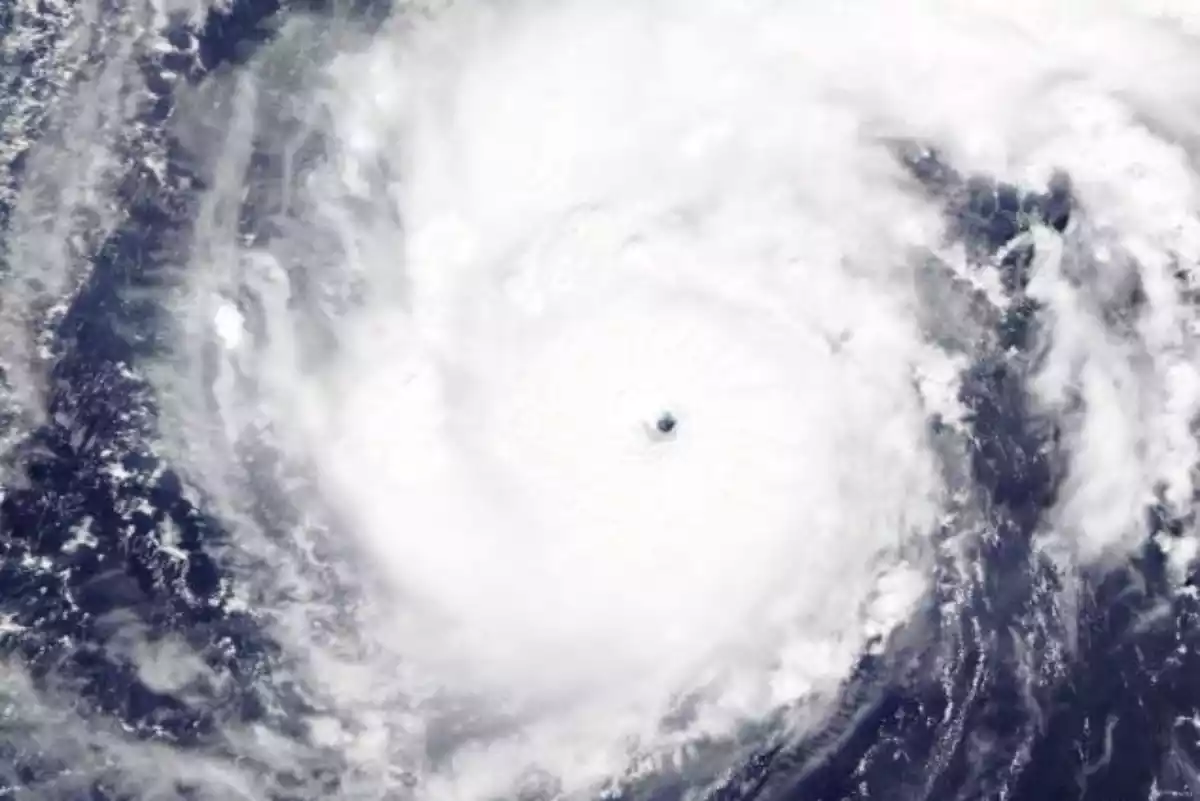 Imagen de un tifón en el Pacífico