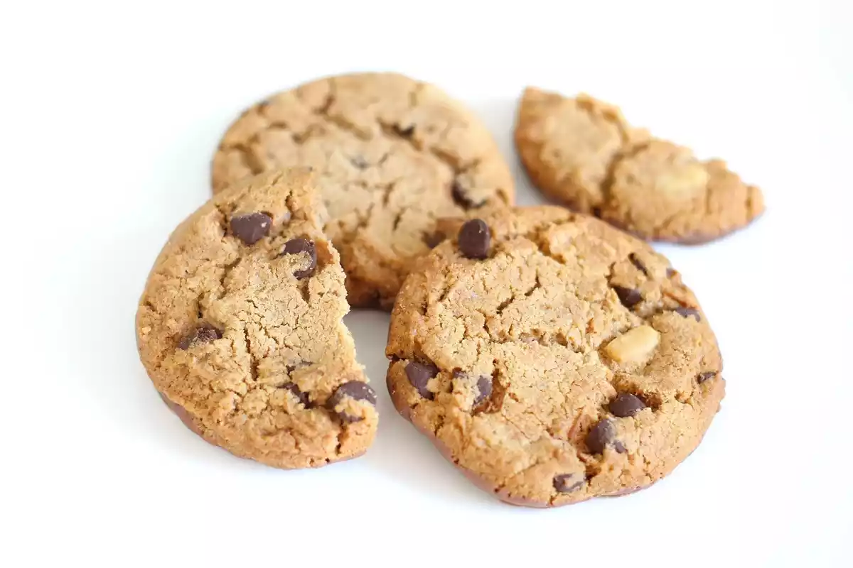 Primer plano de unas galletas conocidas como Cookies