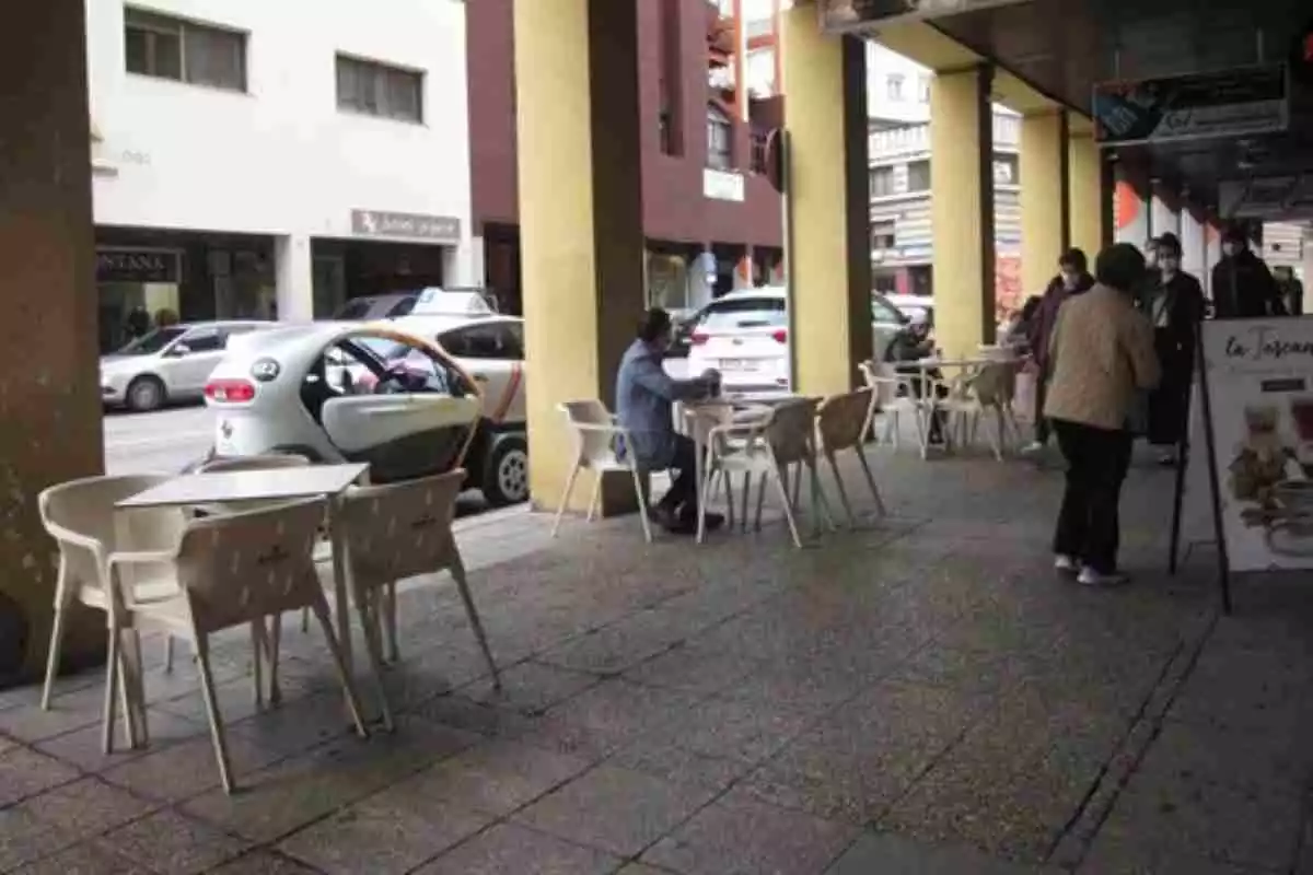 Terraza de un bar en Badajoz el 8 de noviembre del 2020