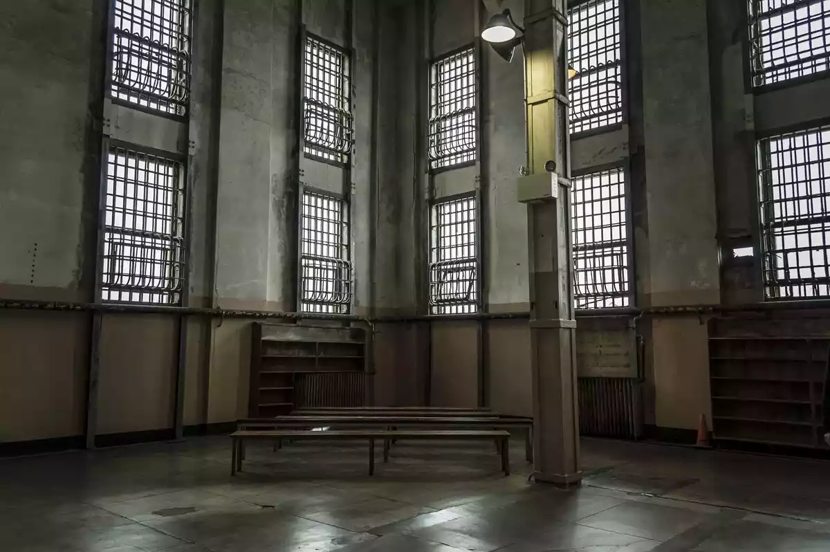 Interior de una cárcel antigua