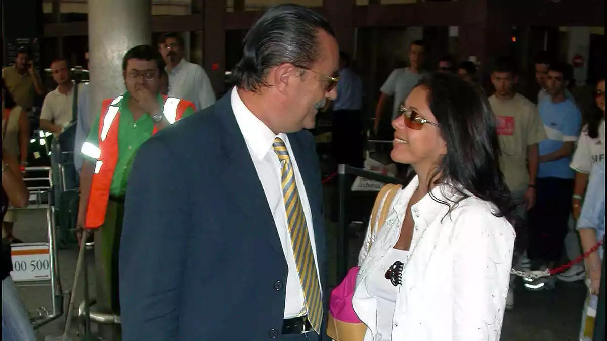 Julián Muñoz e Isabel Pantoja en un evento cuando estaban juntos