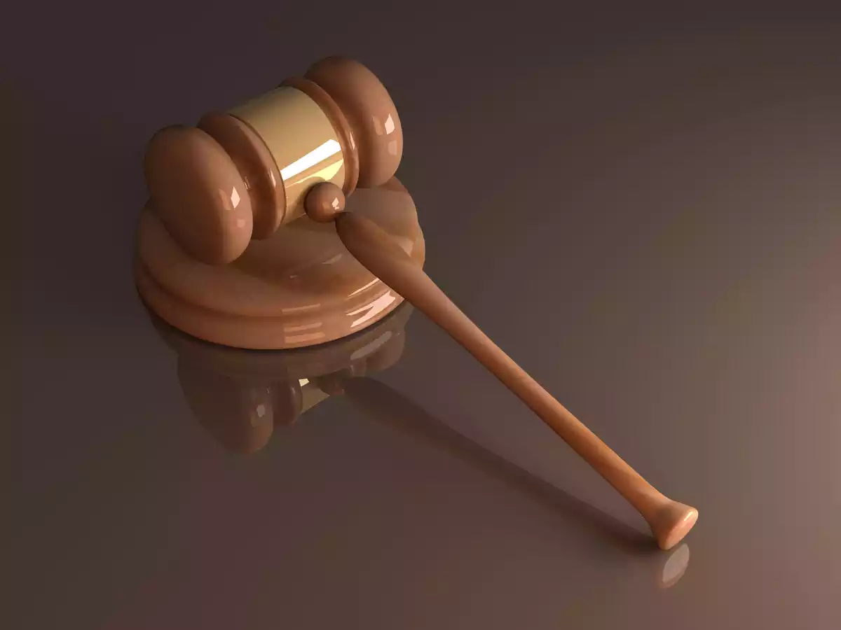 Martillo de un juez simbolizando la justicia