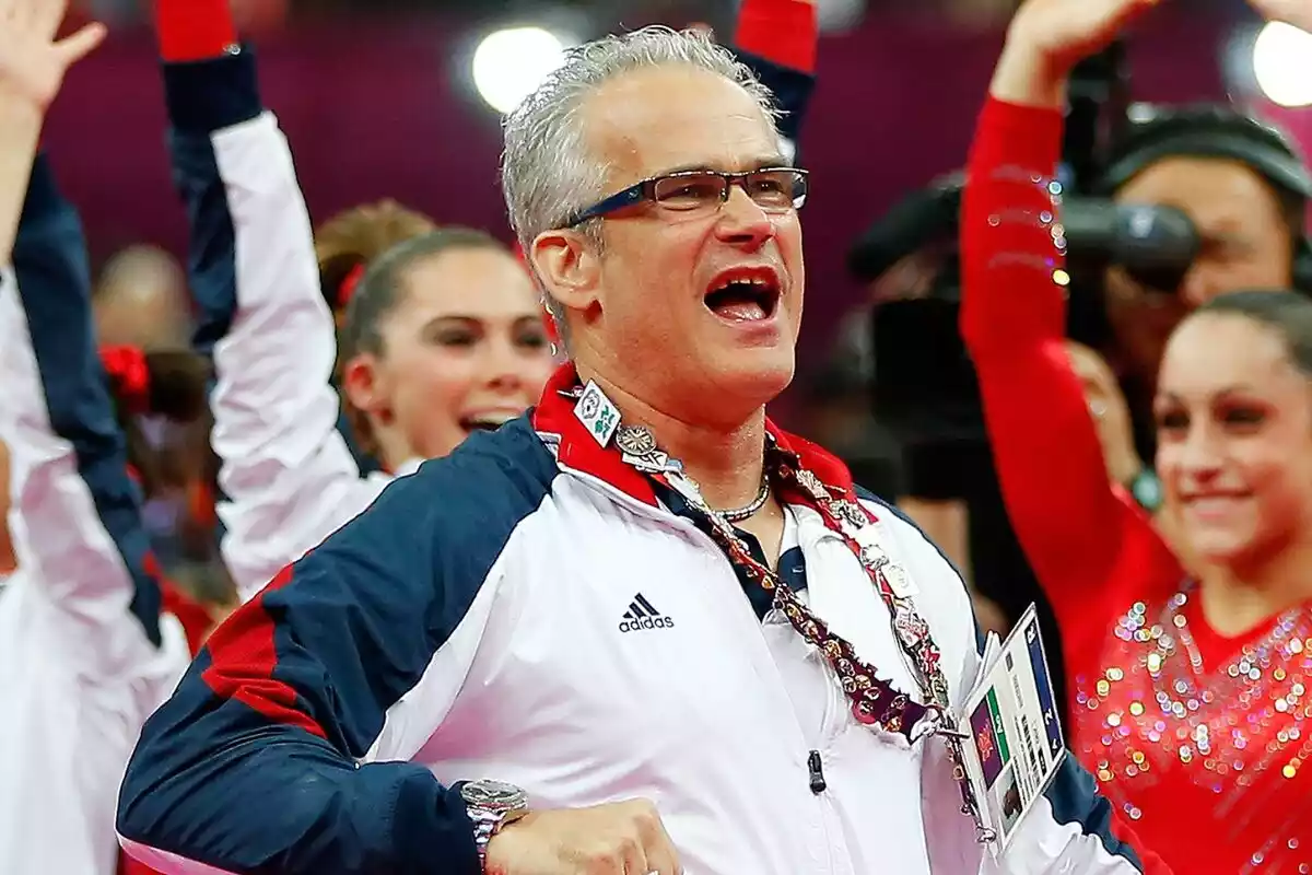 John Geddert, entrenador de gimnasia, en los Juegos de Londres 2012