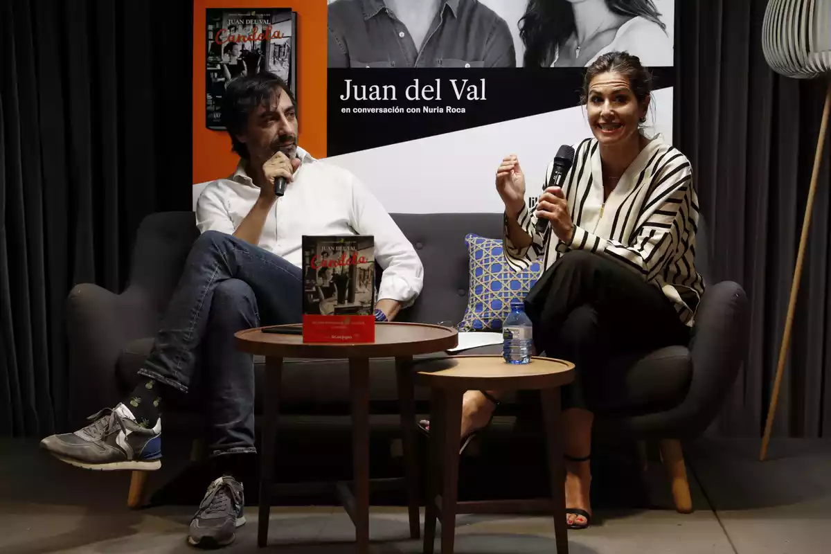 Los presentadores Nuria Roca y Juan del Val en la presentación del libro 'Candela' durante la 11a edición de Librotea: El Pais, evento en Madrid el 29 de mayo de 2019