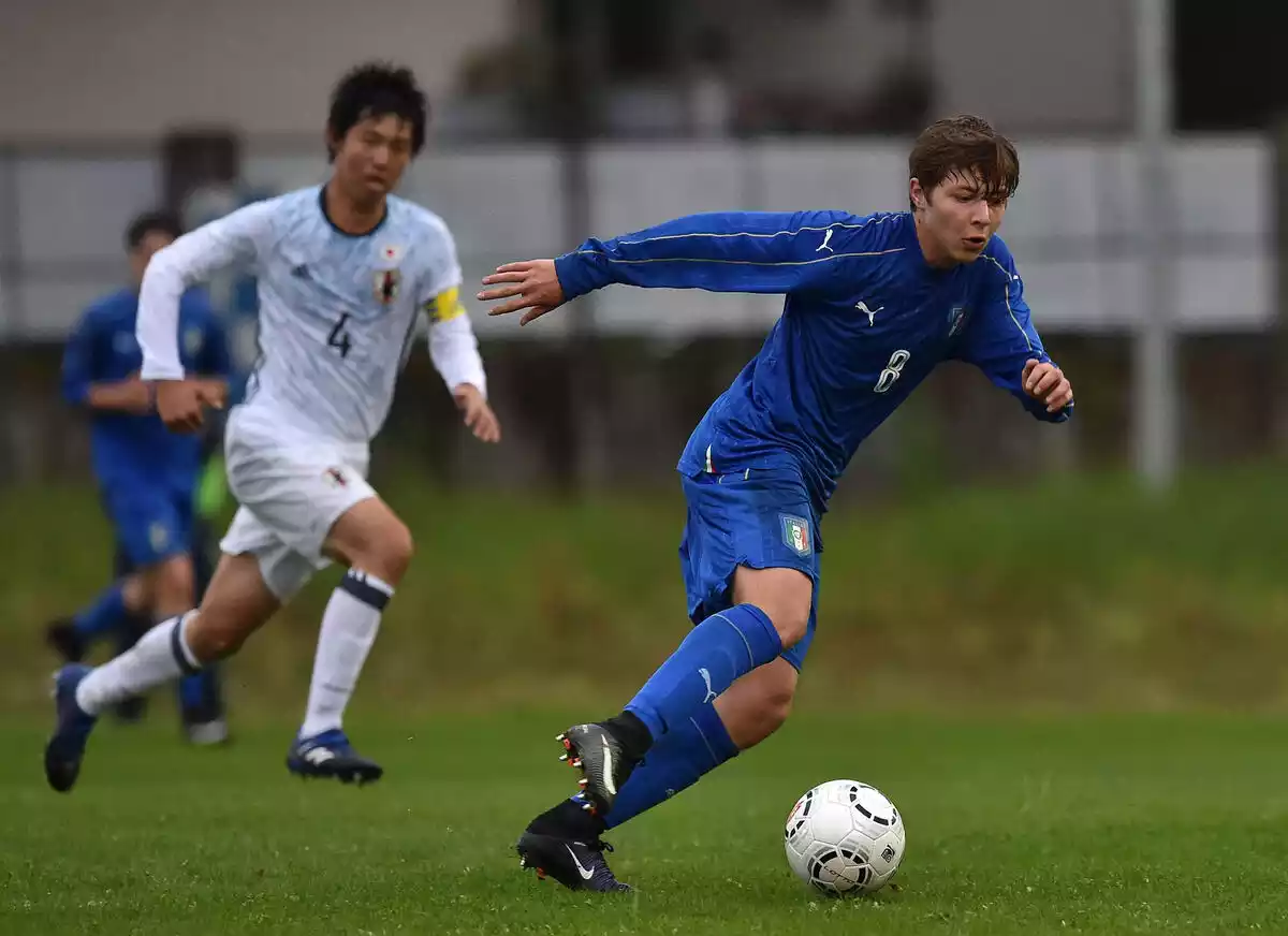 Daniel Guerini, jugando un partido con las categorías inferiores de Italia