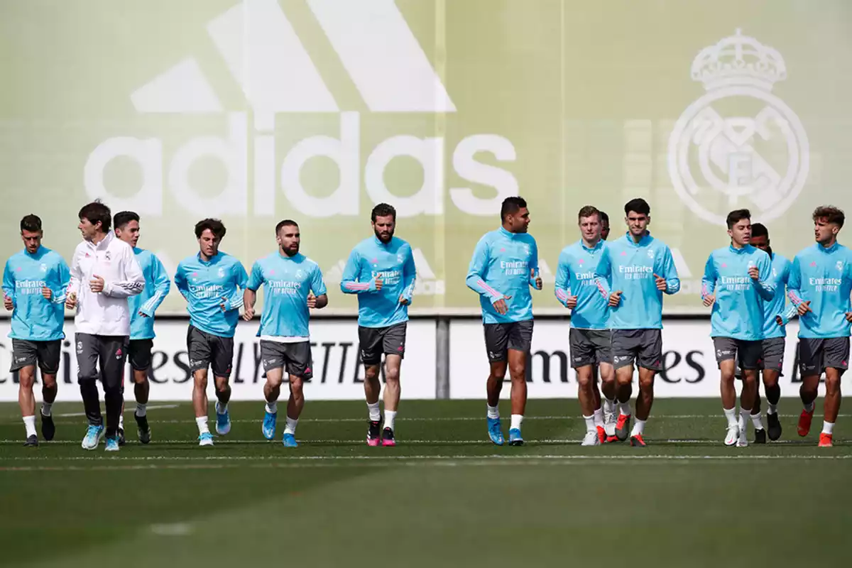 La plantilla del Real Madrid en un entrenamiento (20/04/2021).