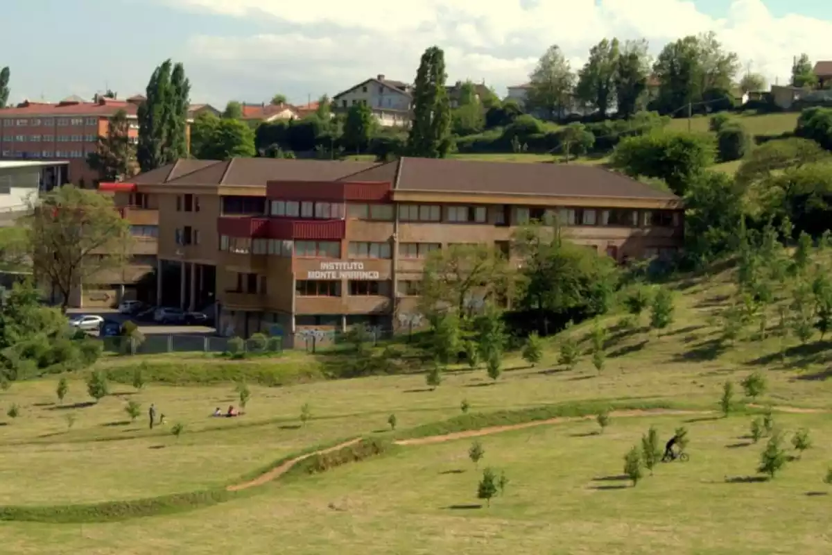IES Monte Naranco, instituto de secundaria en Oviedo, Asturias