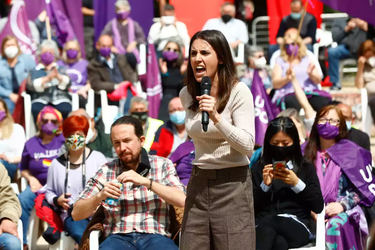Irene Montero en un mitin de Unidas Podemos con Pablo Iglesias (30/04/2021).