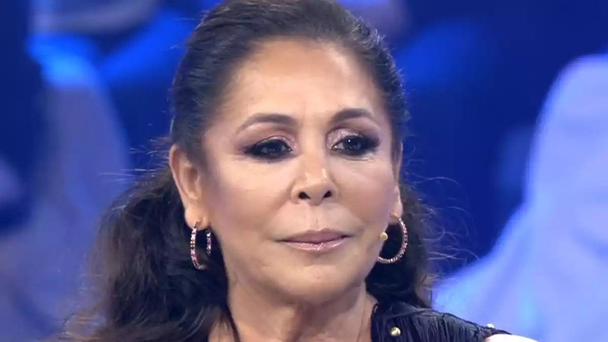 Isabel Pantoja mandando un mensaje a Irene Rosales en 'Volverte a ver' de Telecinco 21/02/2020