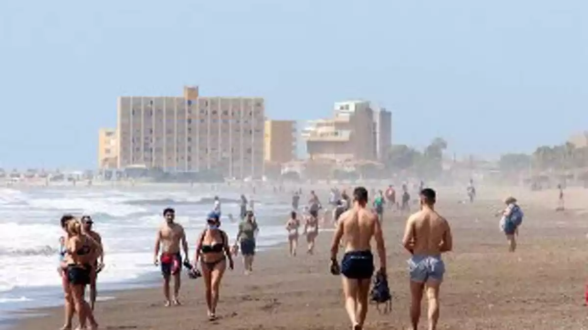 Playa durante el coronavirus en España